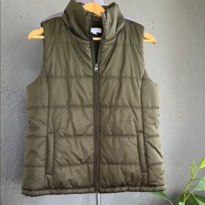 New York & Company Olive Quilted Puffer Vest